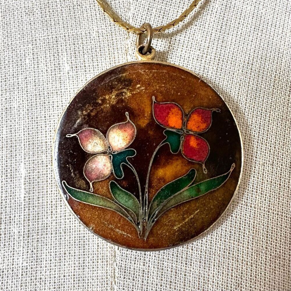 Vintage Round Cloisonne Pendant Necklace